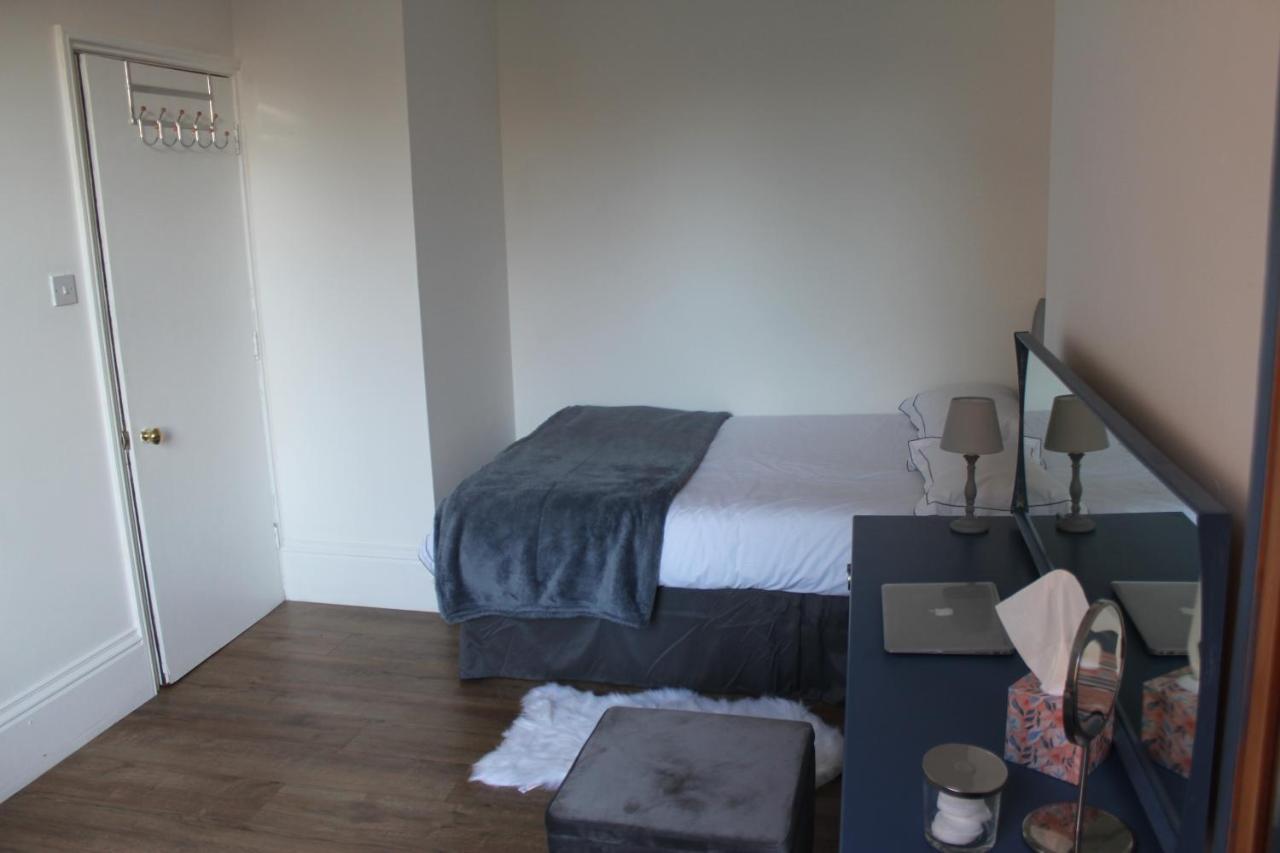 Canterbury Accommodations With Free Car Park Onsite And High Speed Wifi エクステリア 写真