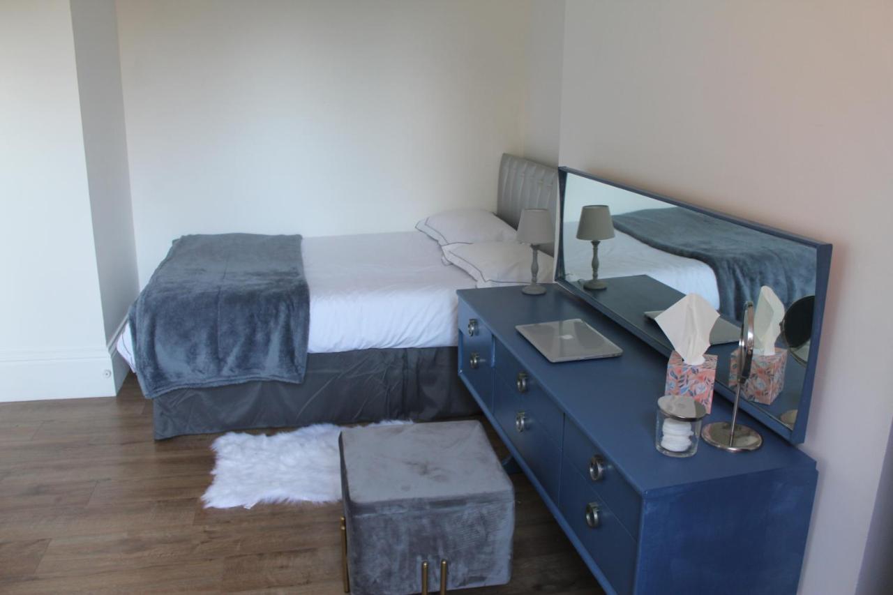 Canterbury Accommodations With Free Car Park Onsite And High Speed Wifi エクステリア 写真