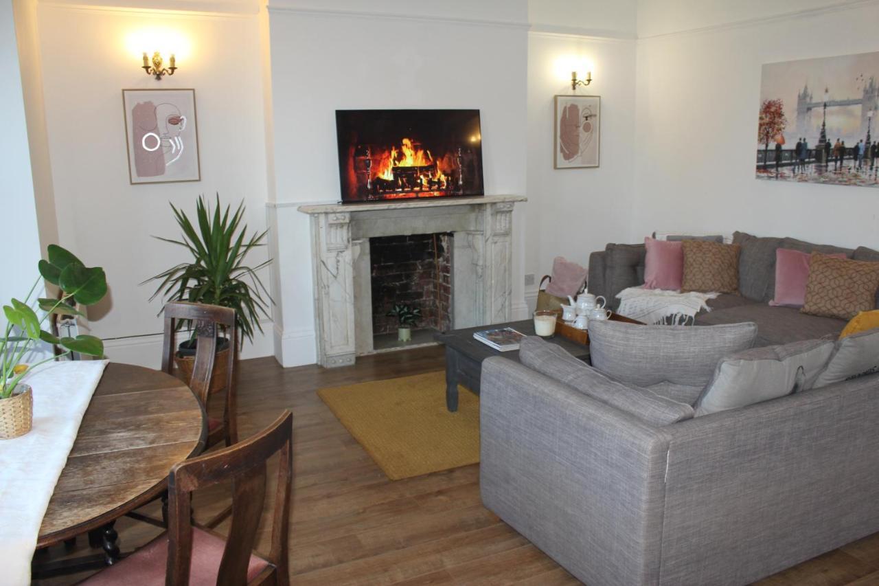 Canterbury Accommodations With Free Car Park Onsite And High Speed Wifi エクステリア 写真